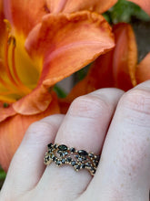 Load image into Gallery viewer, Yarrow - Carbora Jewelry